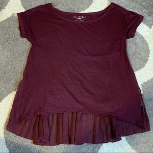 🔴 American Eagle Happy Hour T Pleated Back